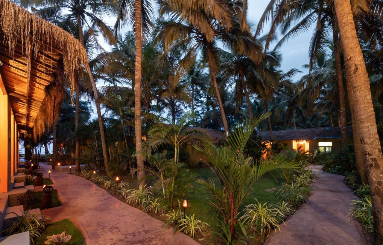 מנדרם Amadi Beach Front Resort מראה חיצוני תמונה